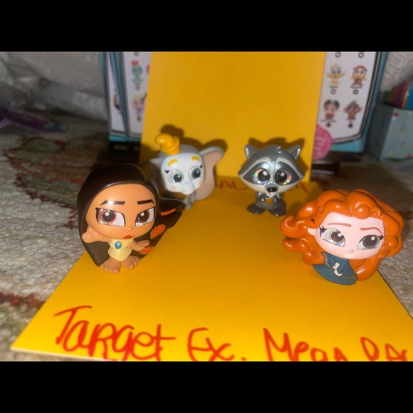 Doorables 4 pack - Pocahontas , Dumbo - Picture 6 of 6